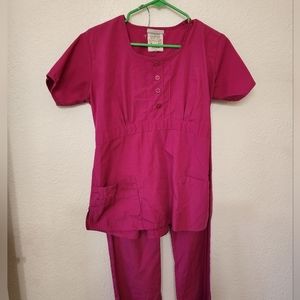 Uniform Advantage Raspberry pink fuchsia nursing dental Scrub set